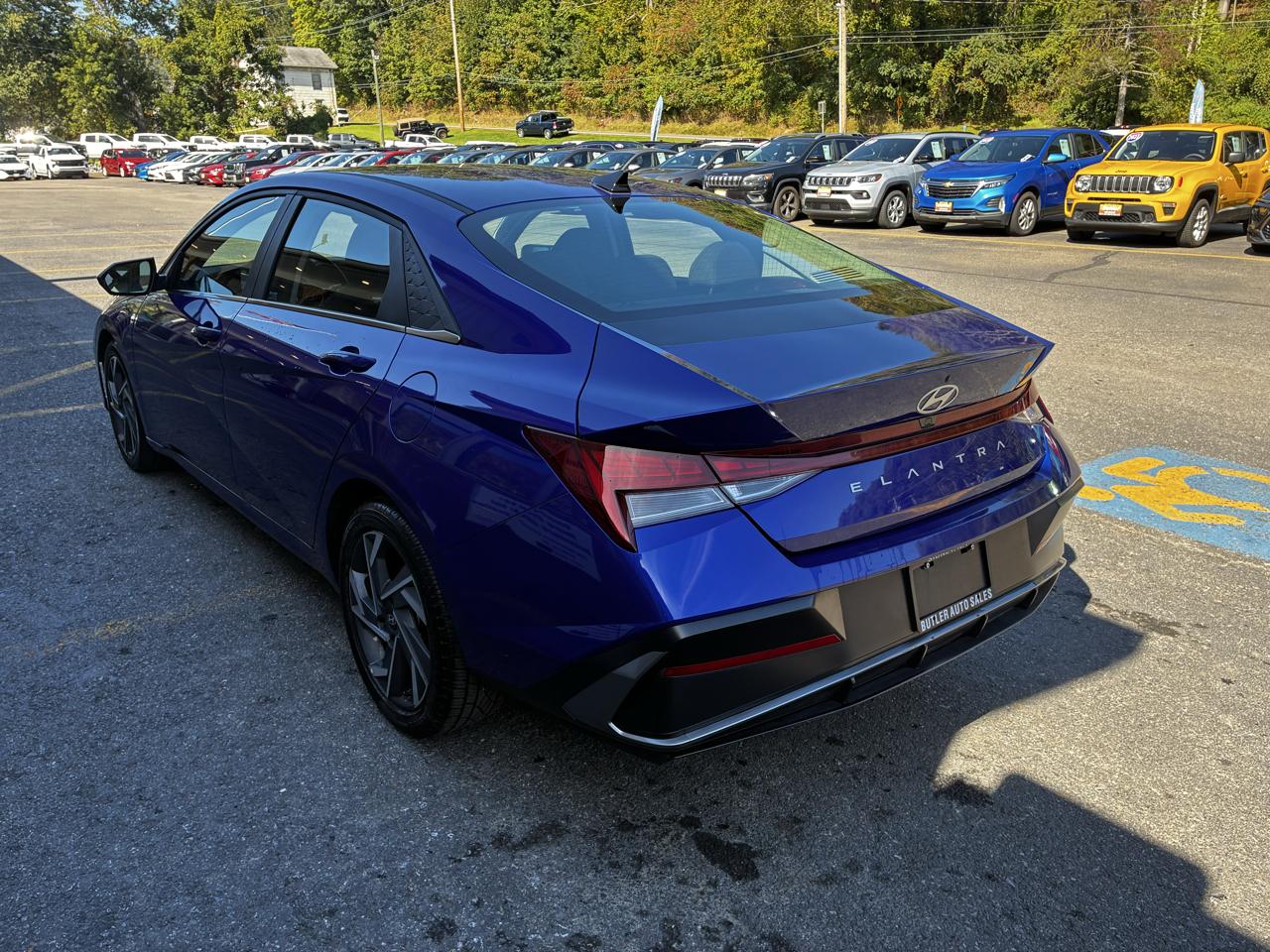 Hyundai Elantra SEL Convenience 2025