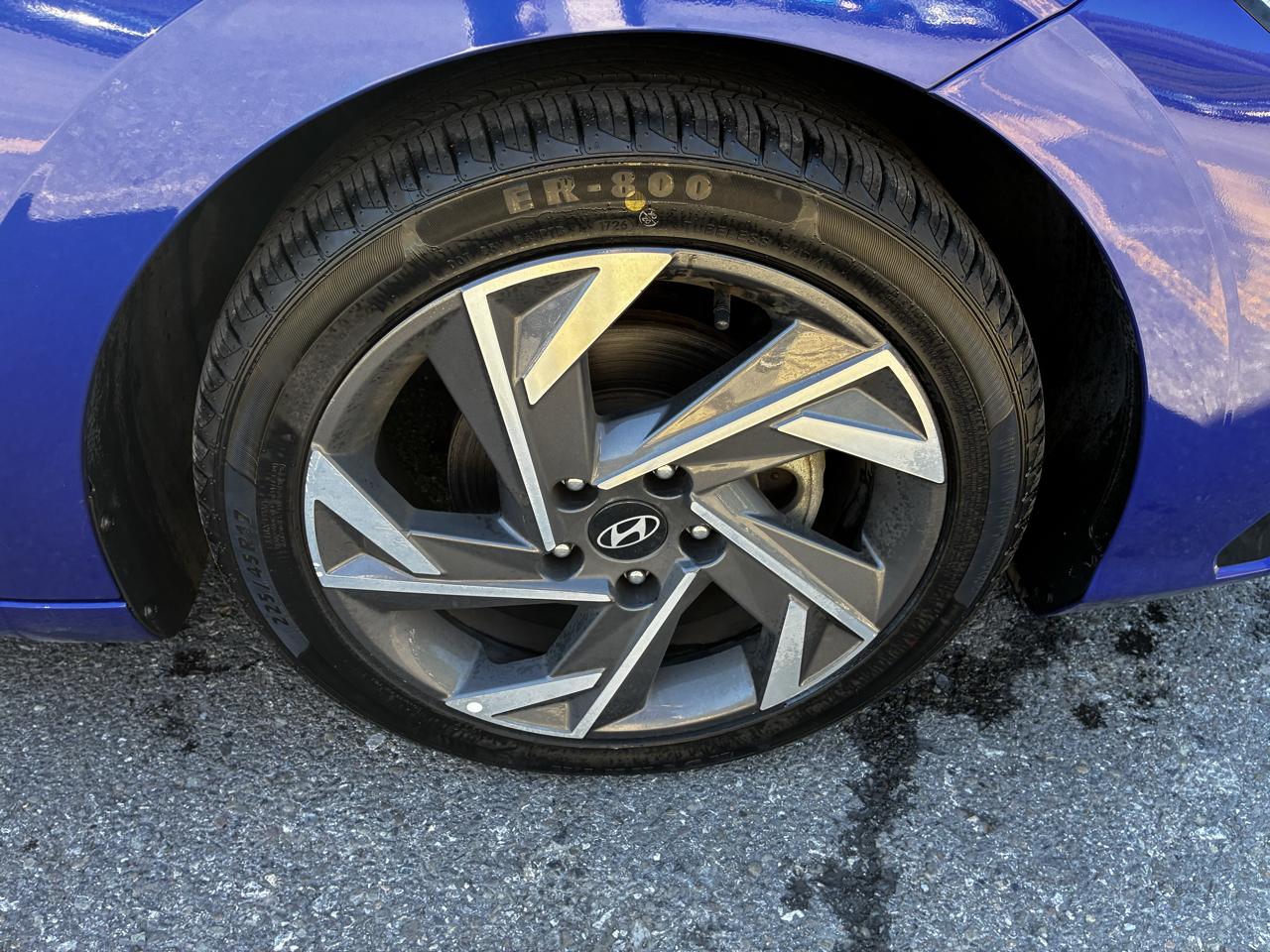 Hyundai Elantra SEL Convenience 2025