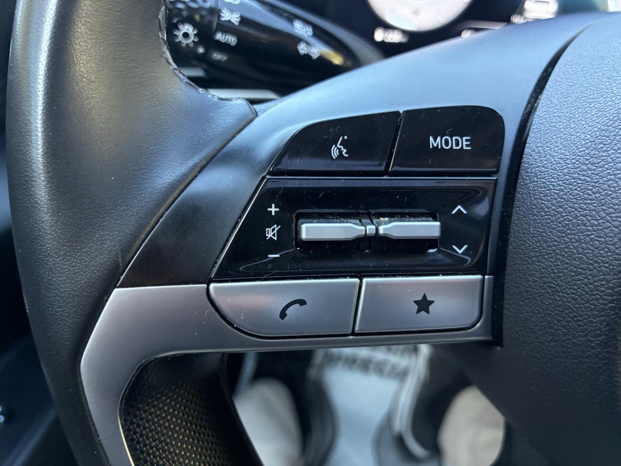 Hyundai Elantra SEL Convenience 2025