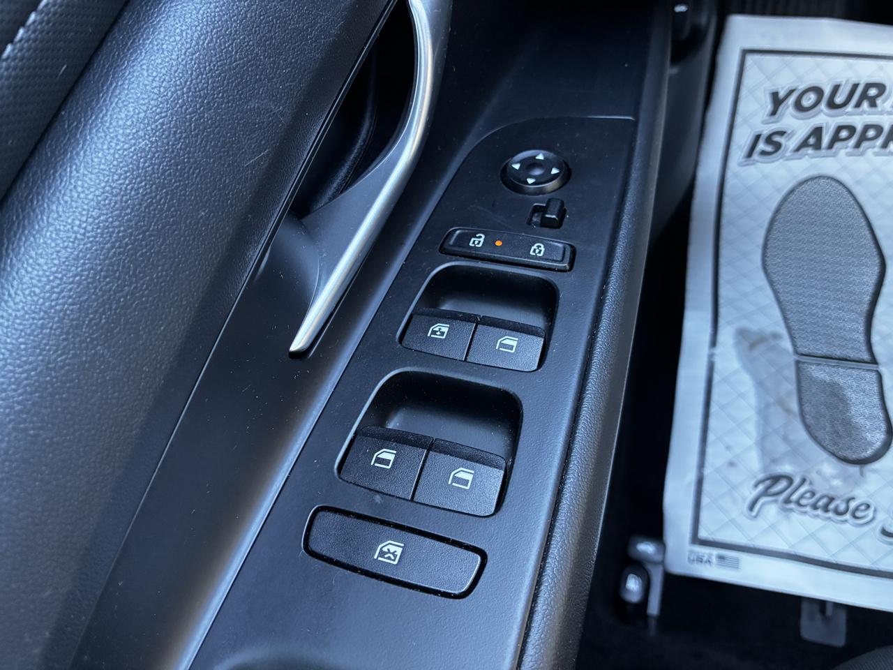 Hyundai Elantra SEL Convenience 2025