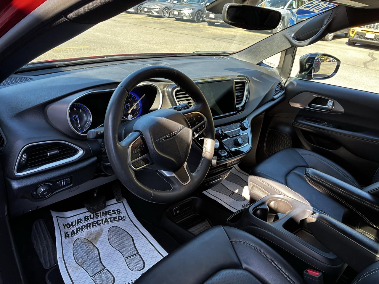 Chrysler Pacifica Select 2025