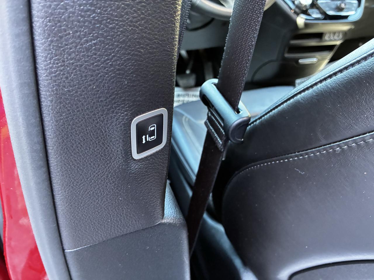 Chrysler Pacifica Select 2025