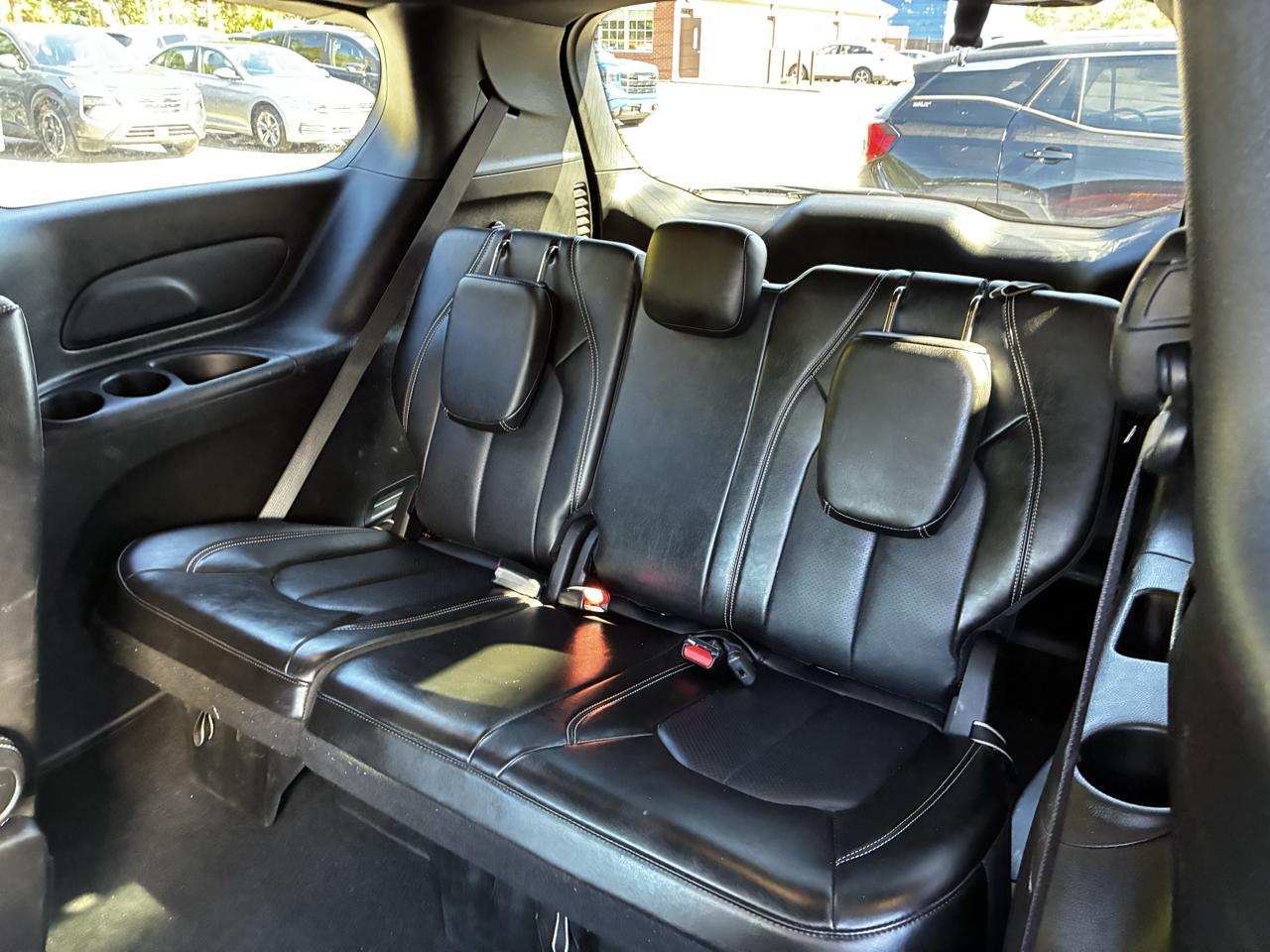 Chrysler Pacifica Select 2025