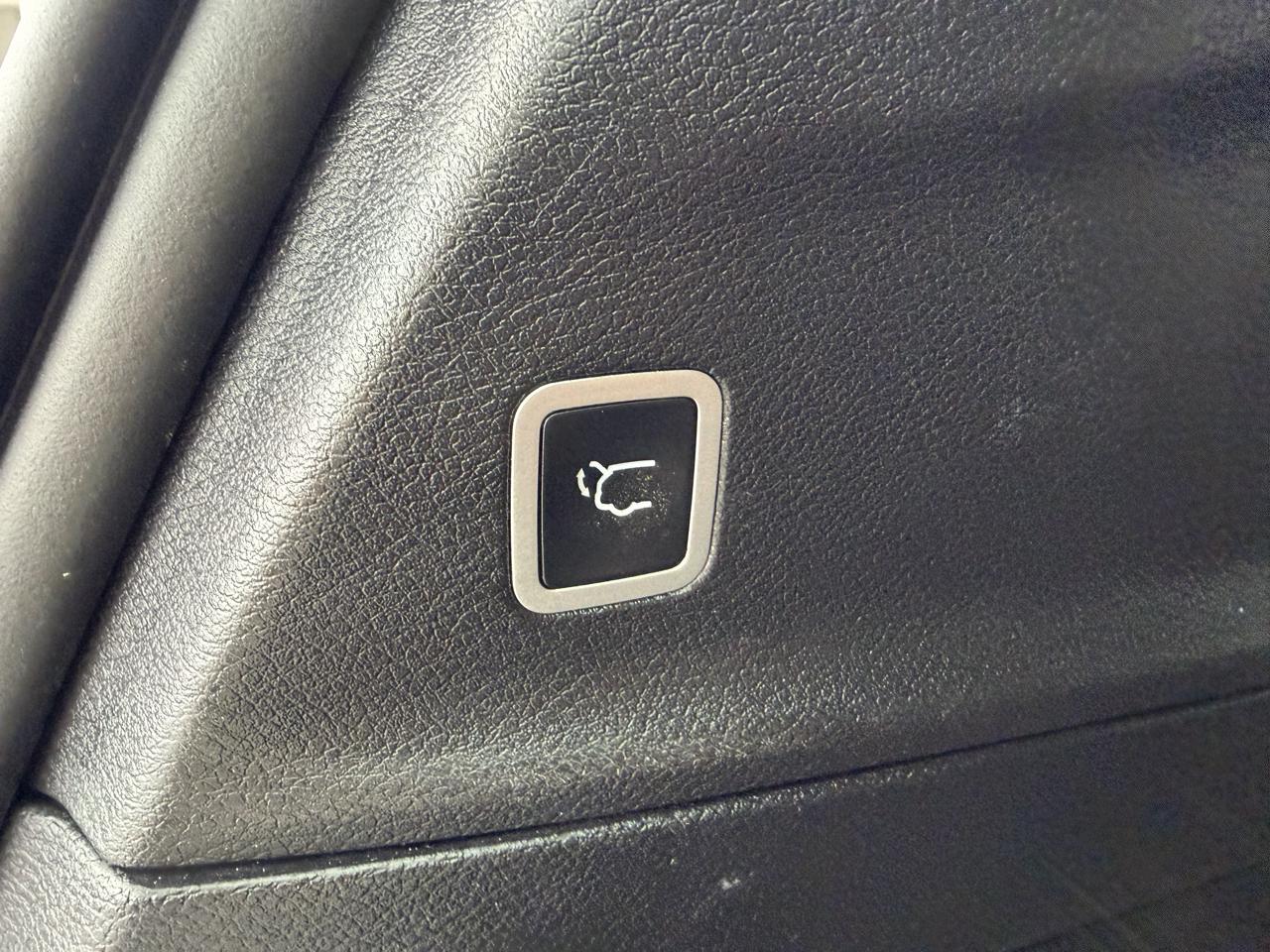 Chrysler Pacifica Select 2025
