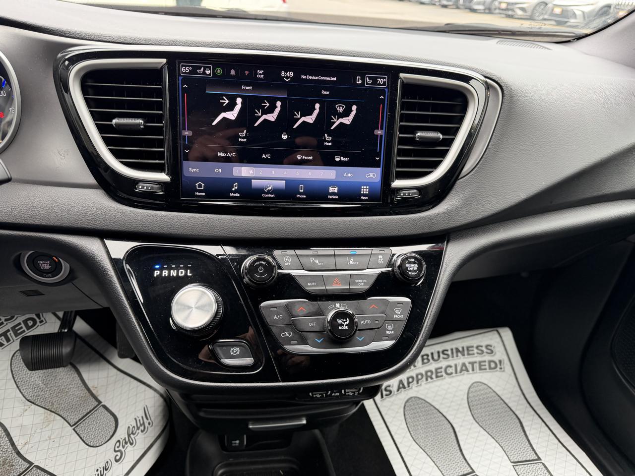 Chrysler Pacifica Select 2025