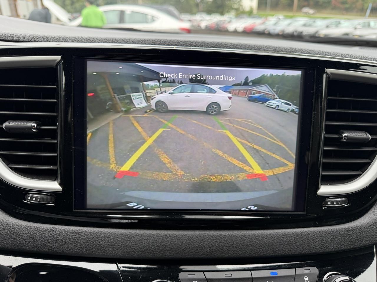 Chrysler Pacifica Select 2025