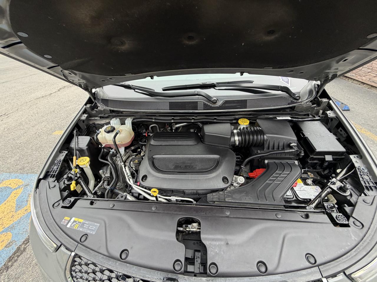 Chrysler Pacifica Select 2025