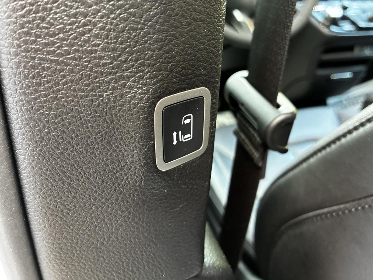 Chrysler Pacifica Select 2026