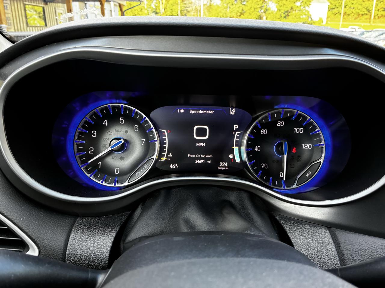 Chrysler Pacifica Select 2026