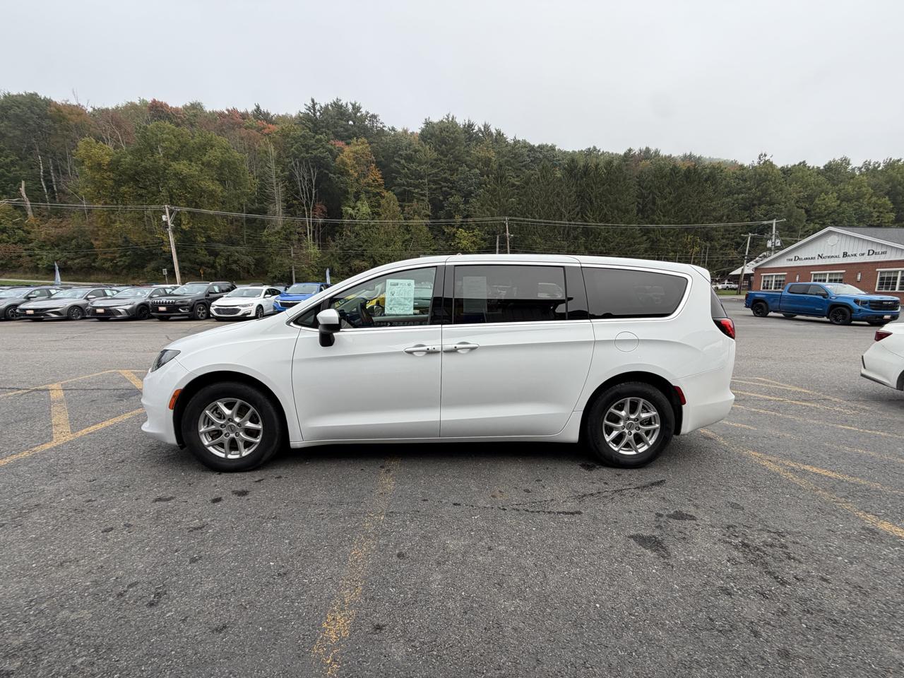 Chrysler Voyager LX 2023