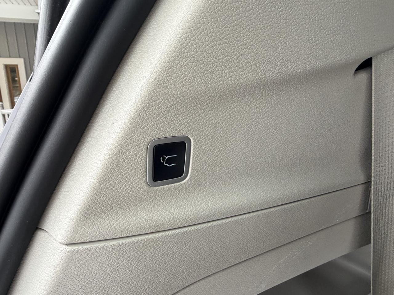 Chrysler Voyager LX 2023