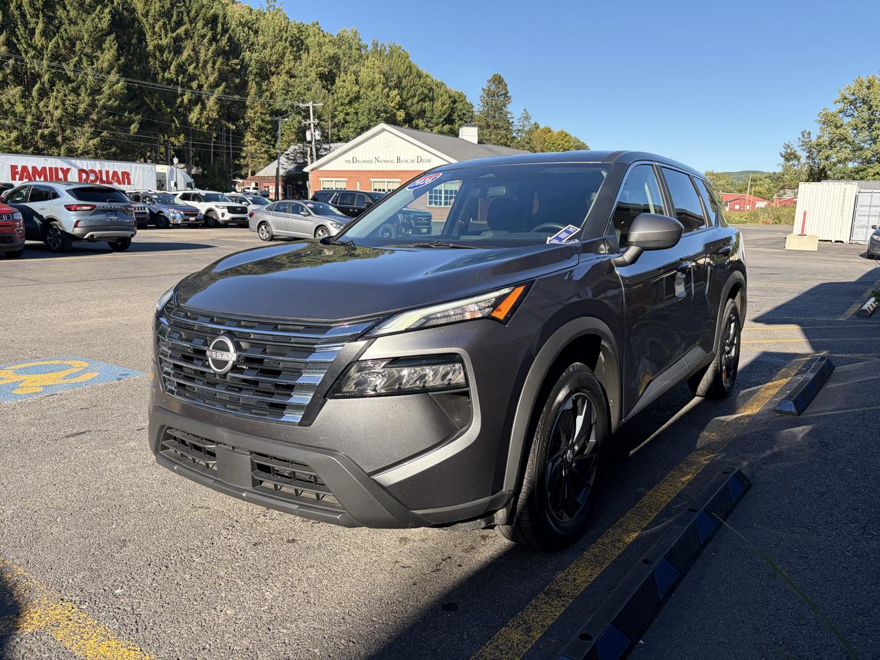 Nissan Rogue SV AWD 2026