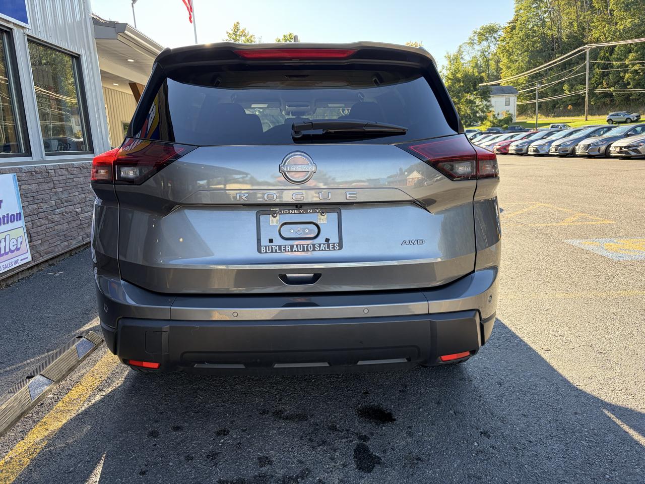 Nissan Rogue SV AWD 2026