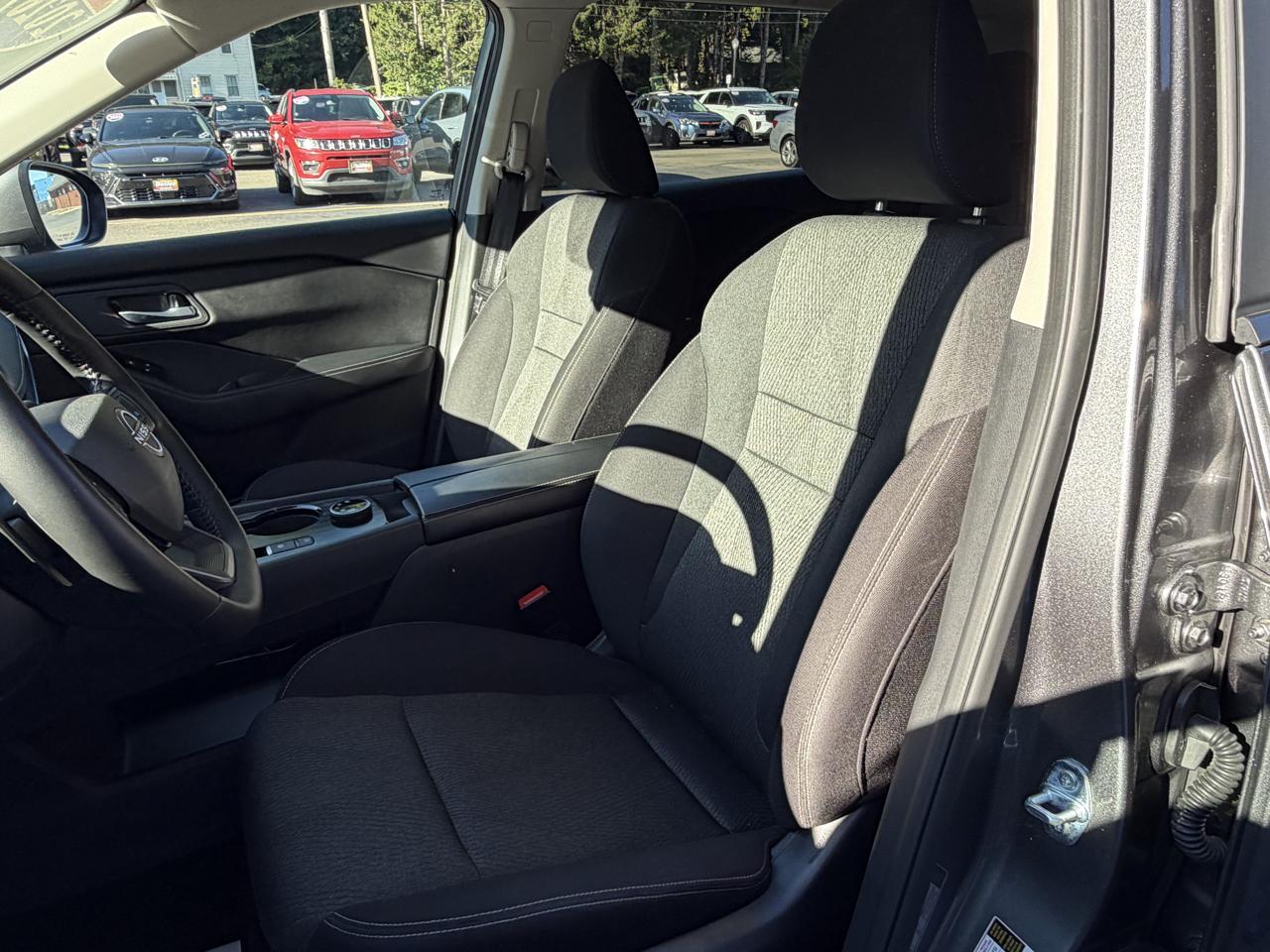 Nissan Rogue SV AWD 2026