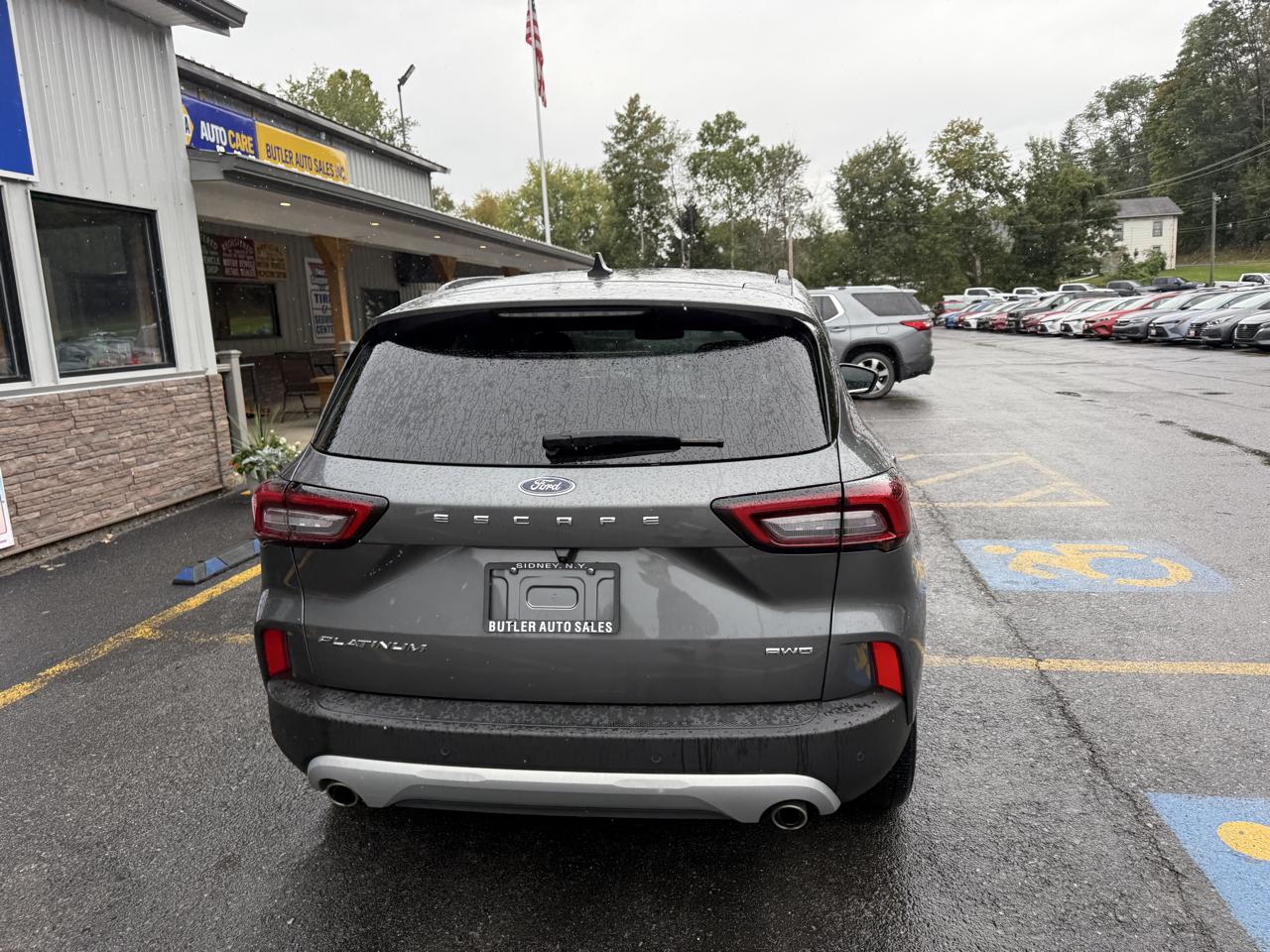 Ford Escape Platinum AWD 2025