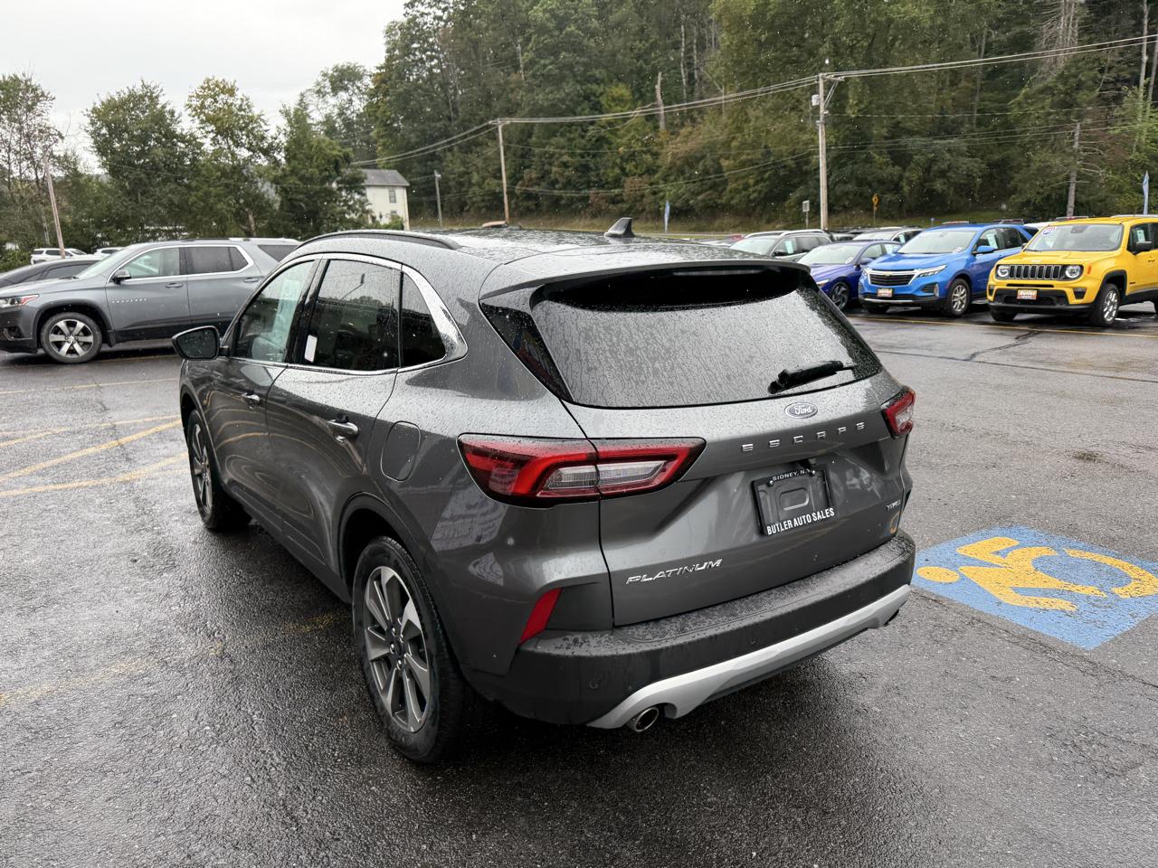 Ford Escape Platinum AWD 2025
