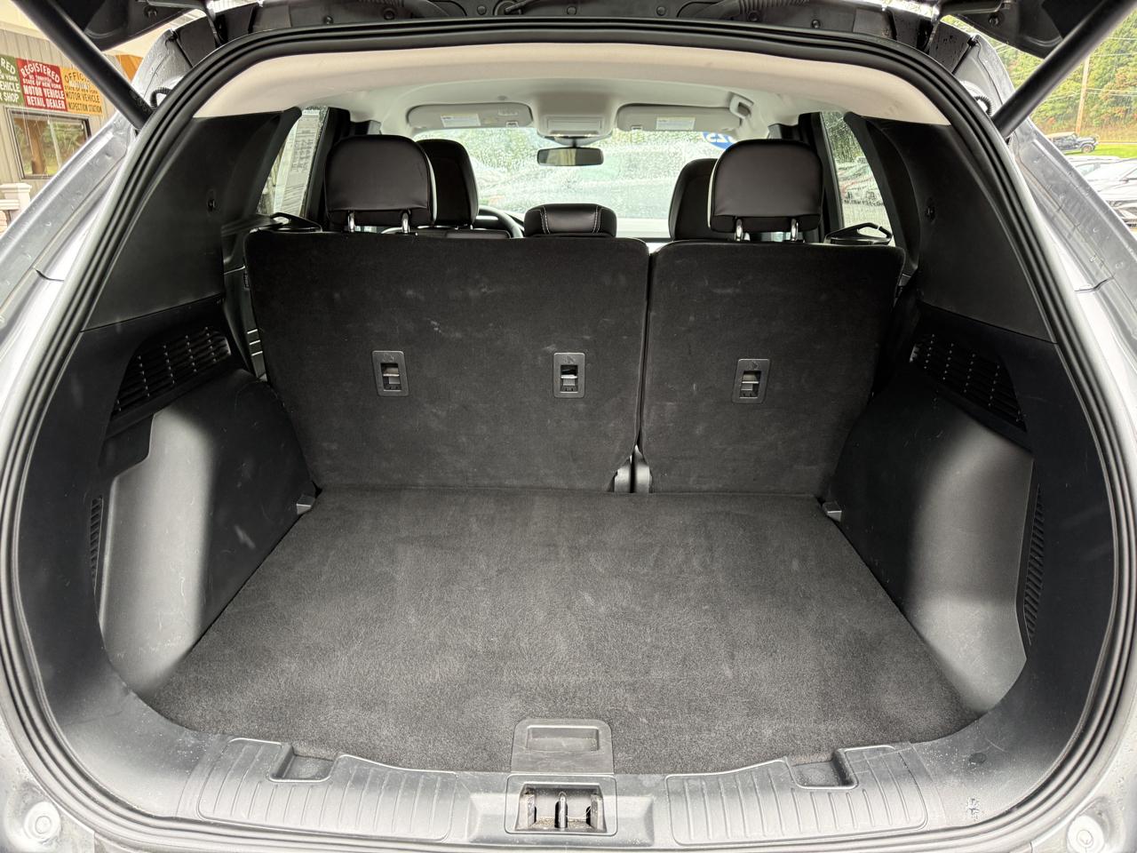 Ford Escape Platinum AWD 2025