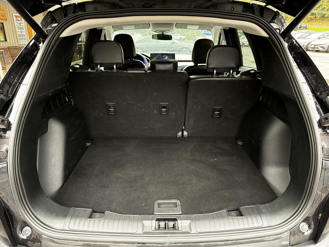 Ford Escape Platinum AWD 2025