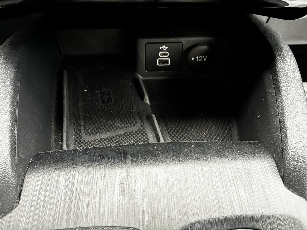 Ford Escape Platinum AWD 2025