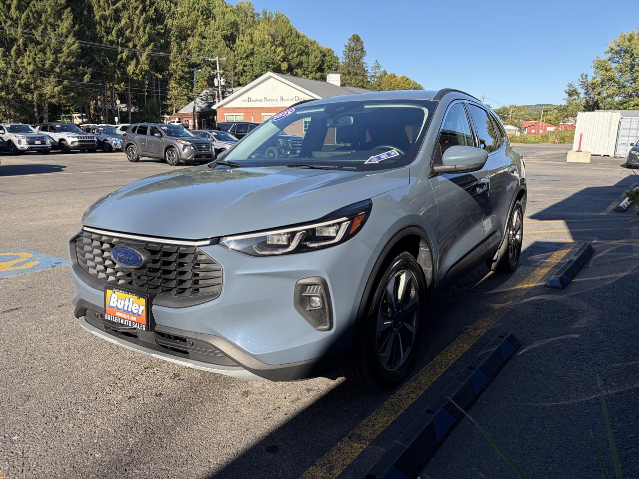 Ford Escape Platinum AWD 2025