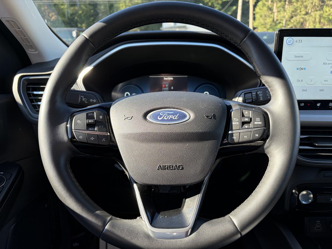 Ford Escape Platinum AWD 2025