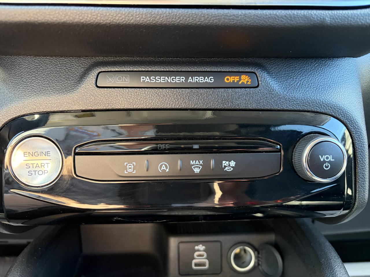Ford Escape Platinum AWD 2025