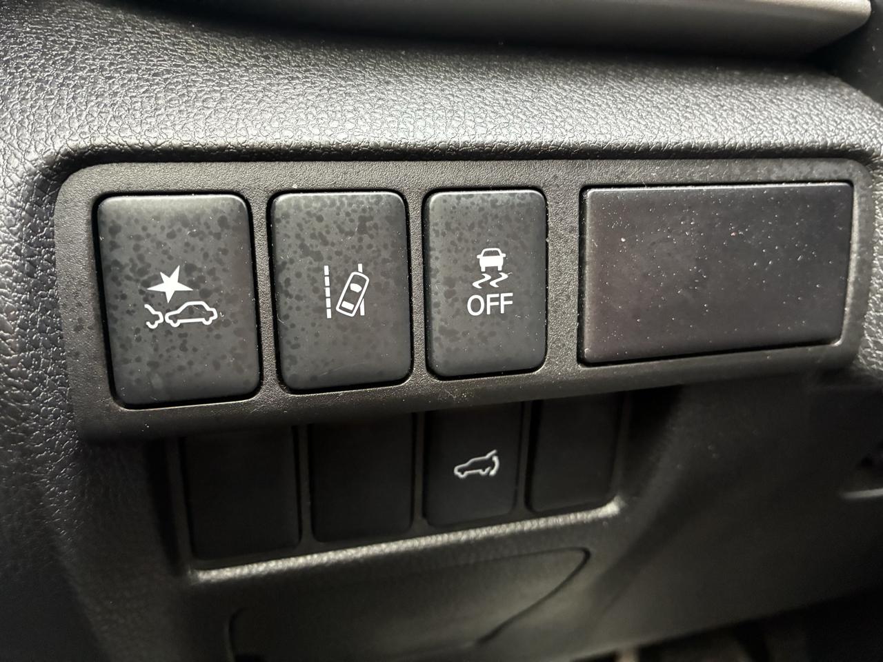 Mitsubishi Eclipse Cross SE AWD 2025