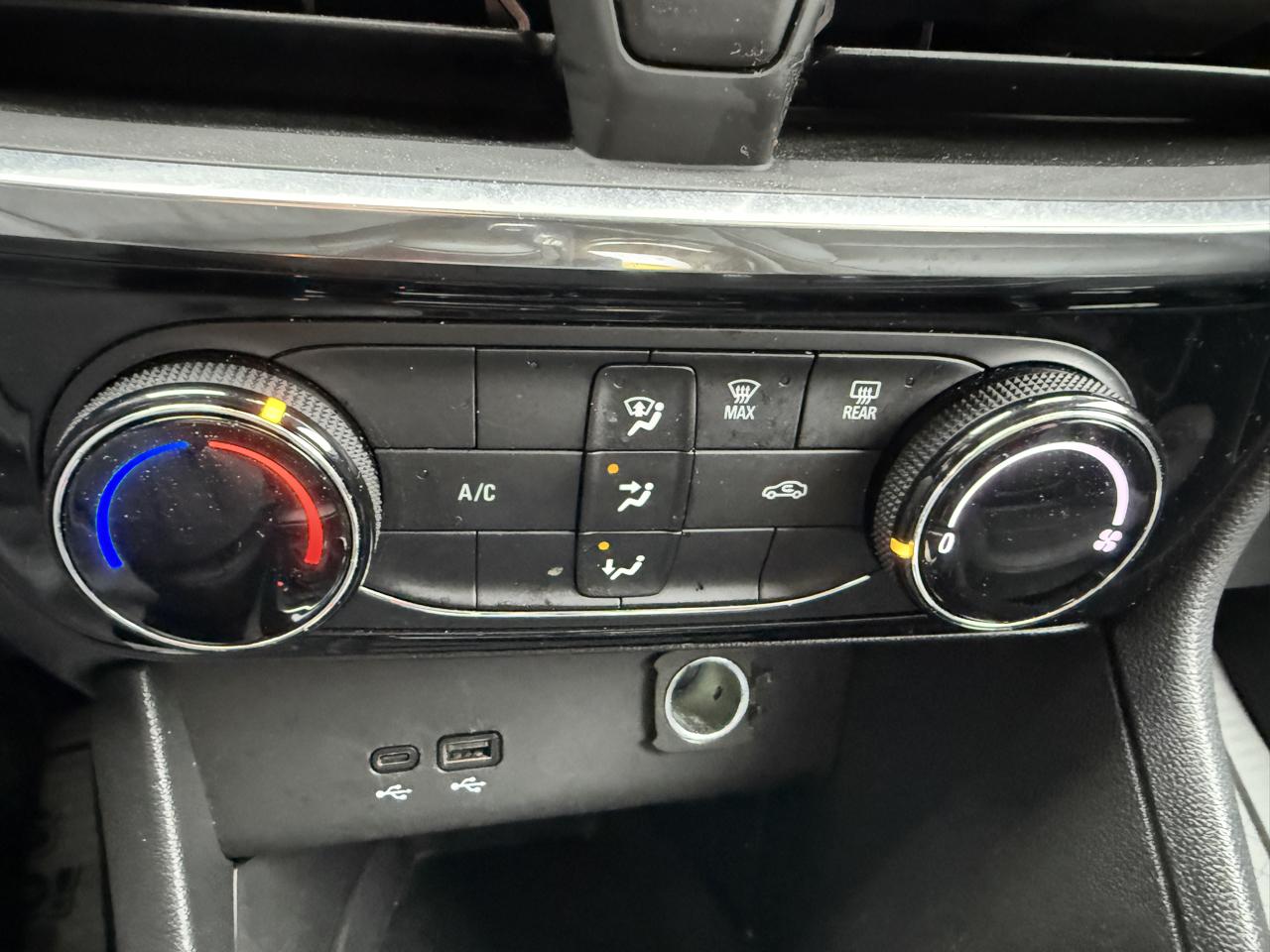 Buick Encore GX Sport Touring AWD 2024