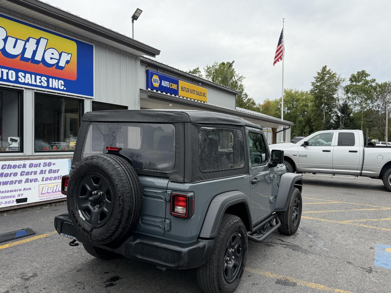 Jeep Wrangler Sport 2026