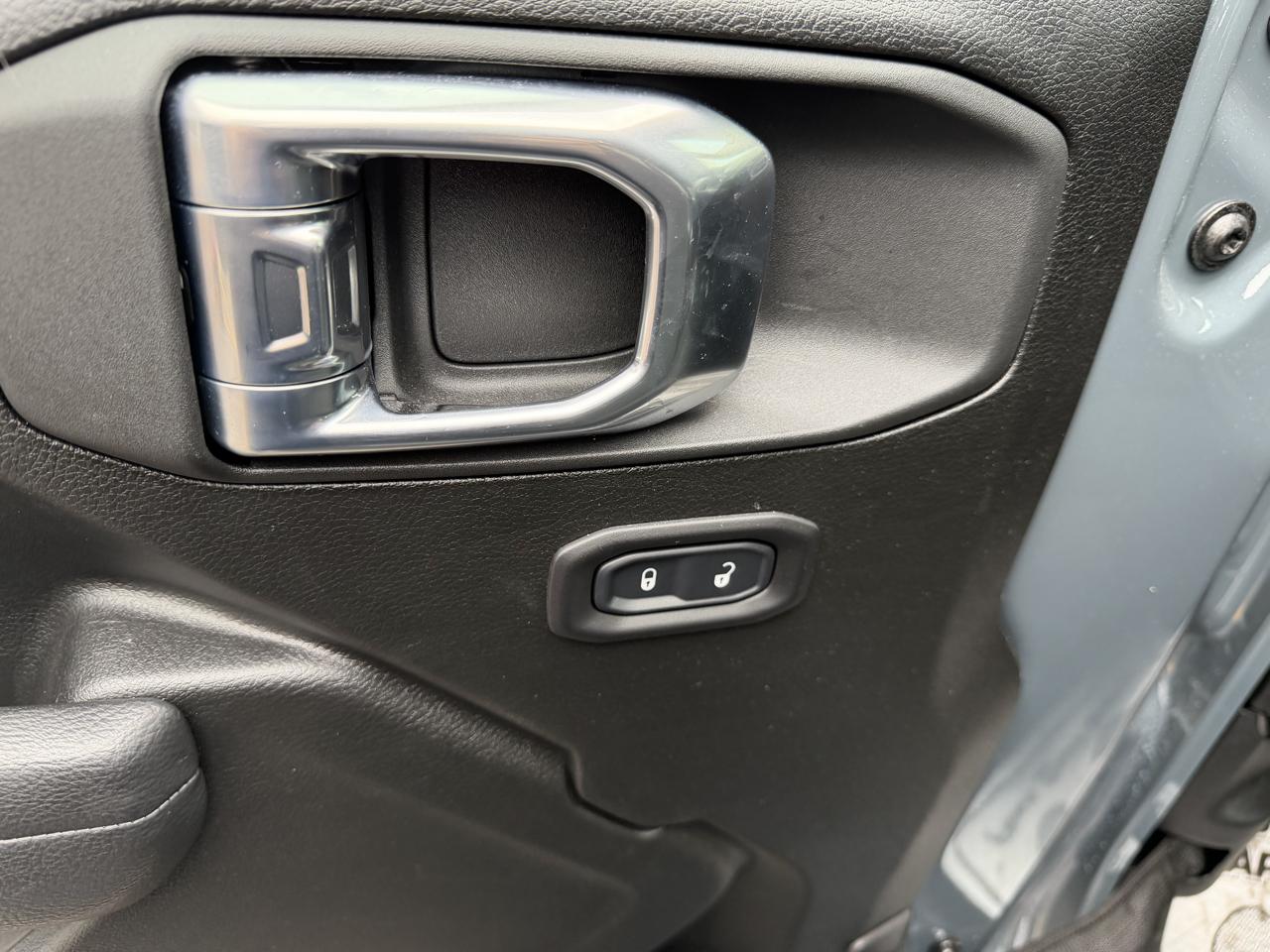 Jeep Wrangler Sport 2026