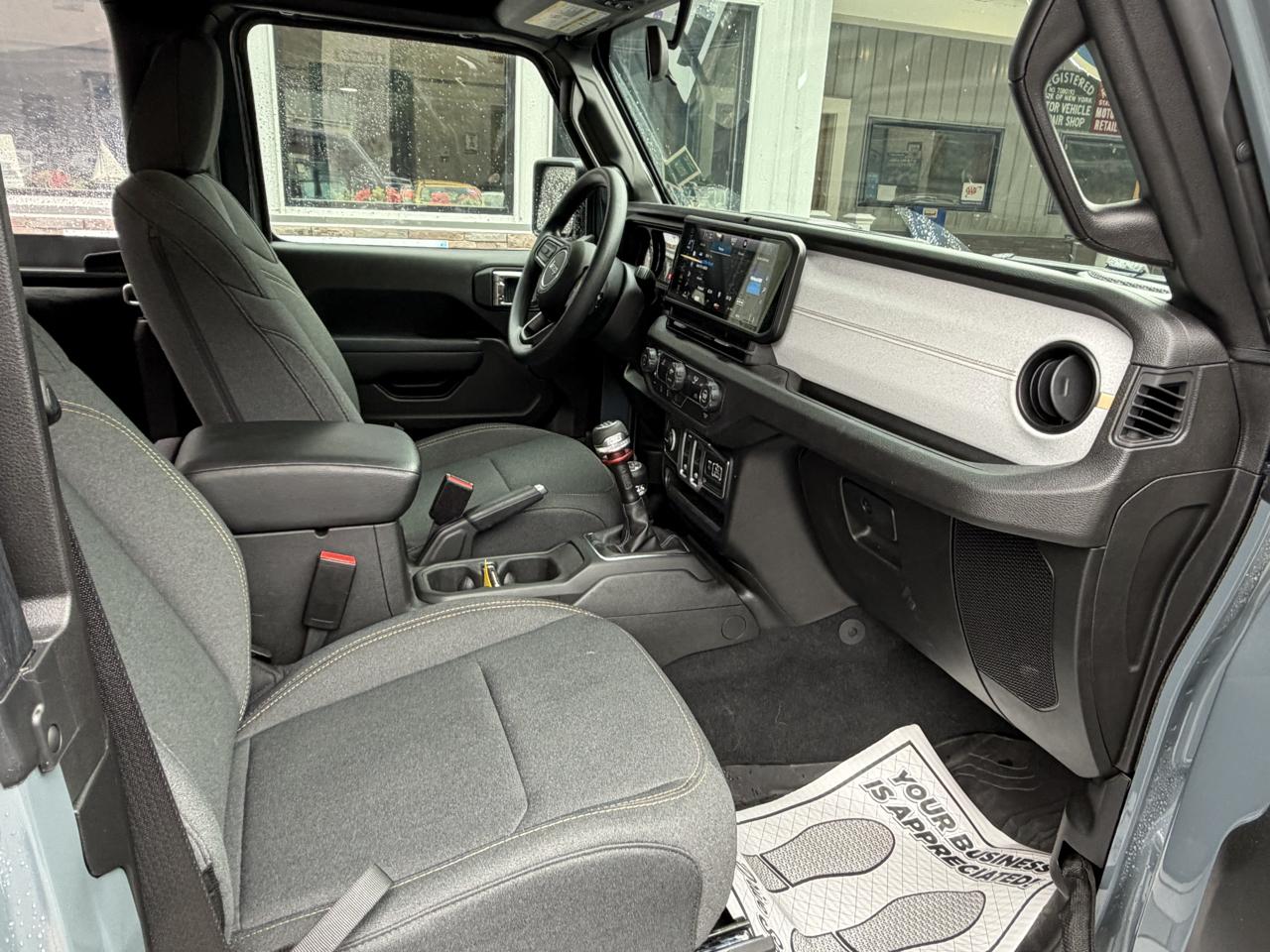 Jeep Wrangler Sport 2026