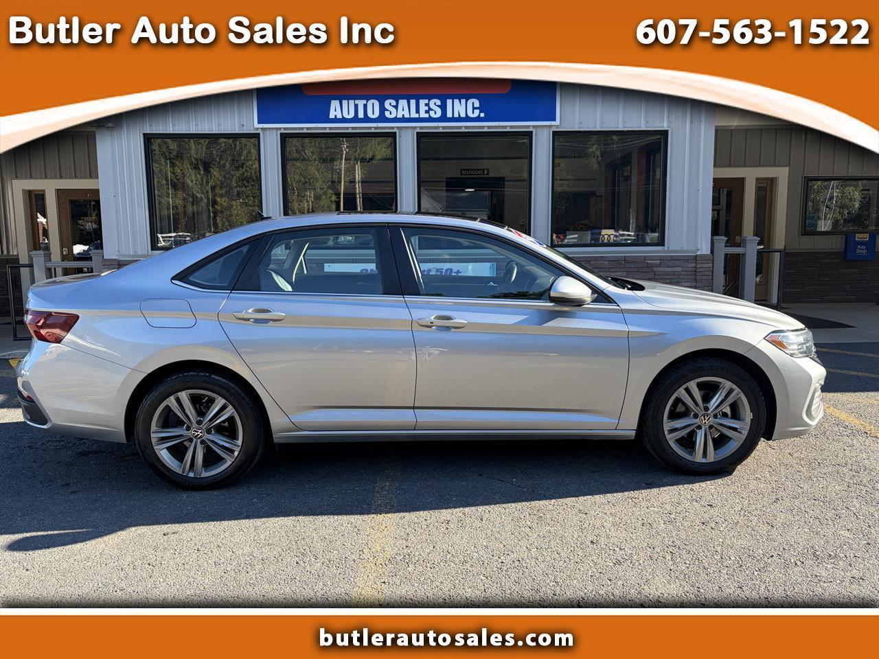Volkswagen Jetta SE 2024