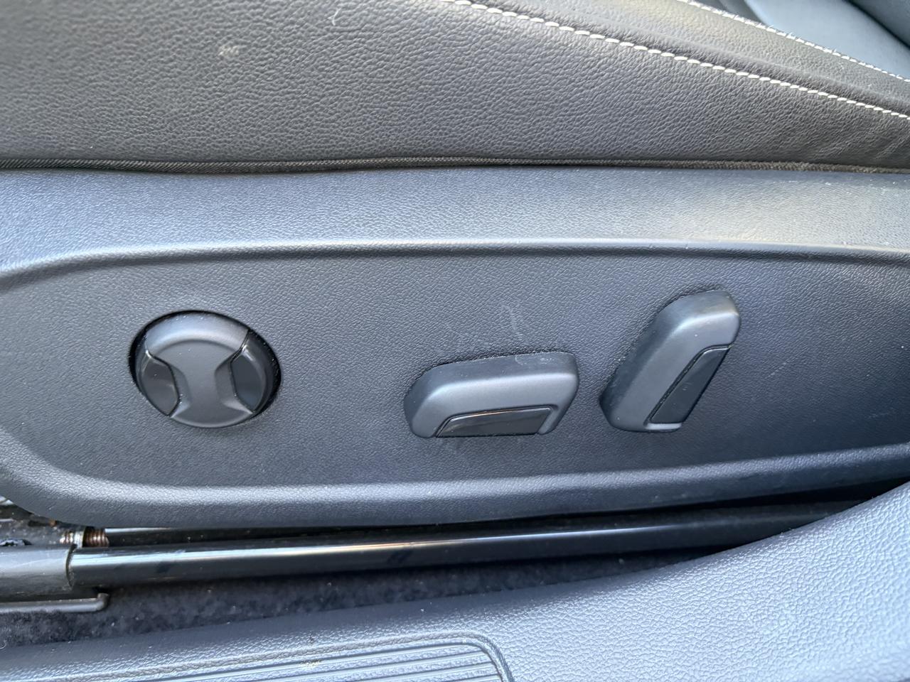 Volkswagen Jetta SE 2024
