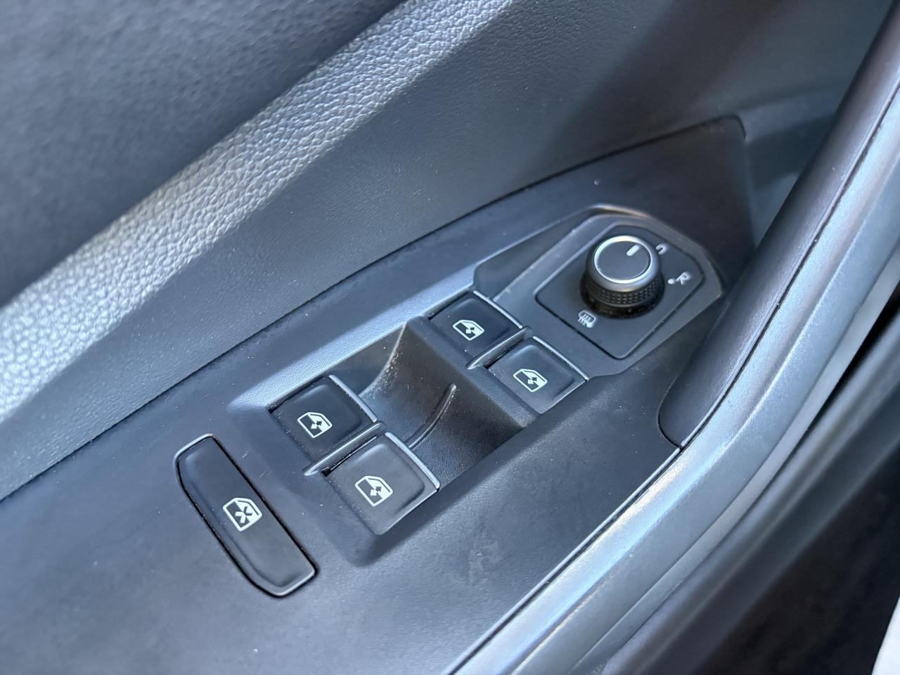 Volkswagen Jetta SE 2024