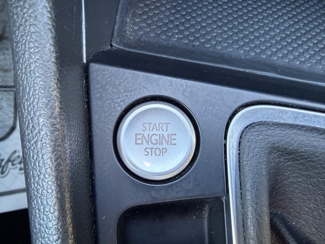 Volkswagen Jetta SE 2024