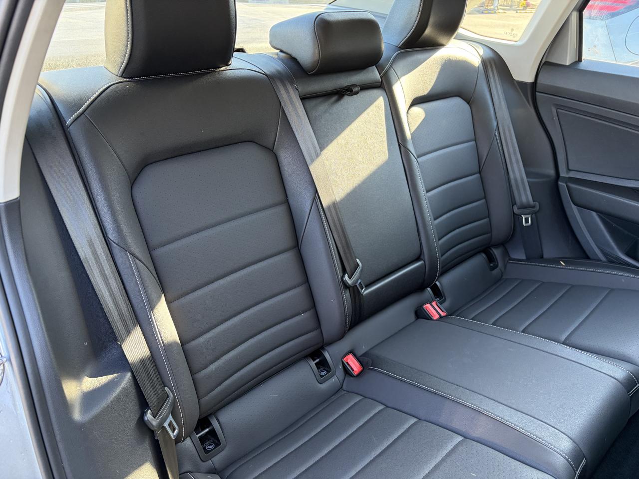 Volkswagen Jetta SE 2024