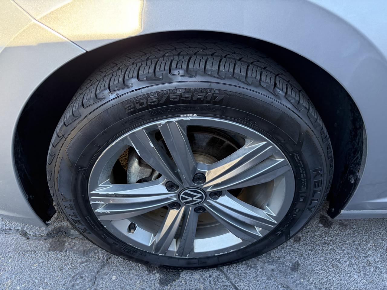 Volkswagen Jetta SE 2024