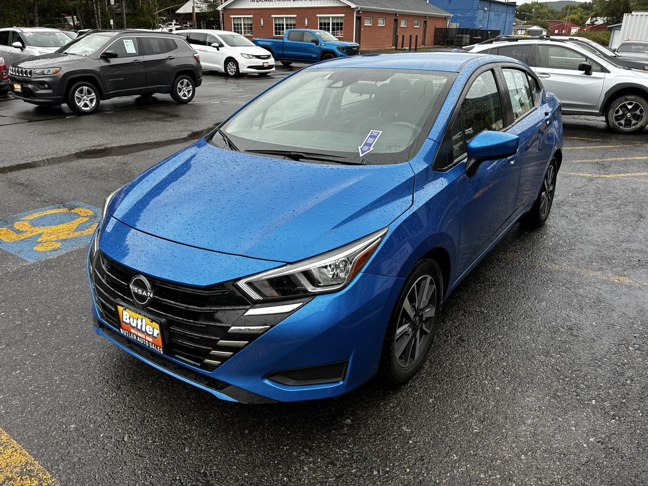 Nissan Versa SV 2023