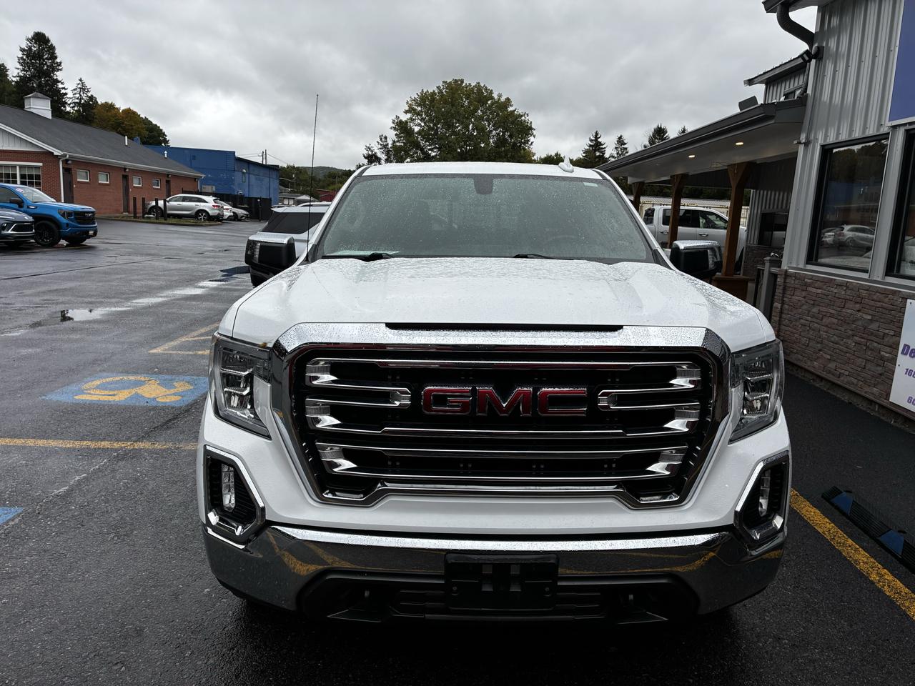 GMC Sierra 1500 SLT Crew Cab Short Box 4WD 2020