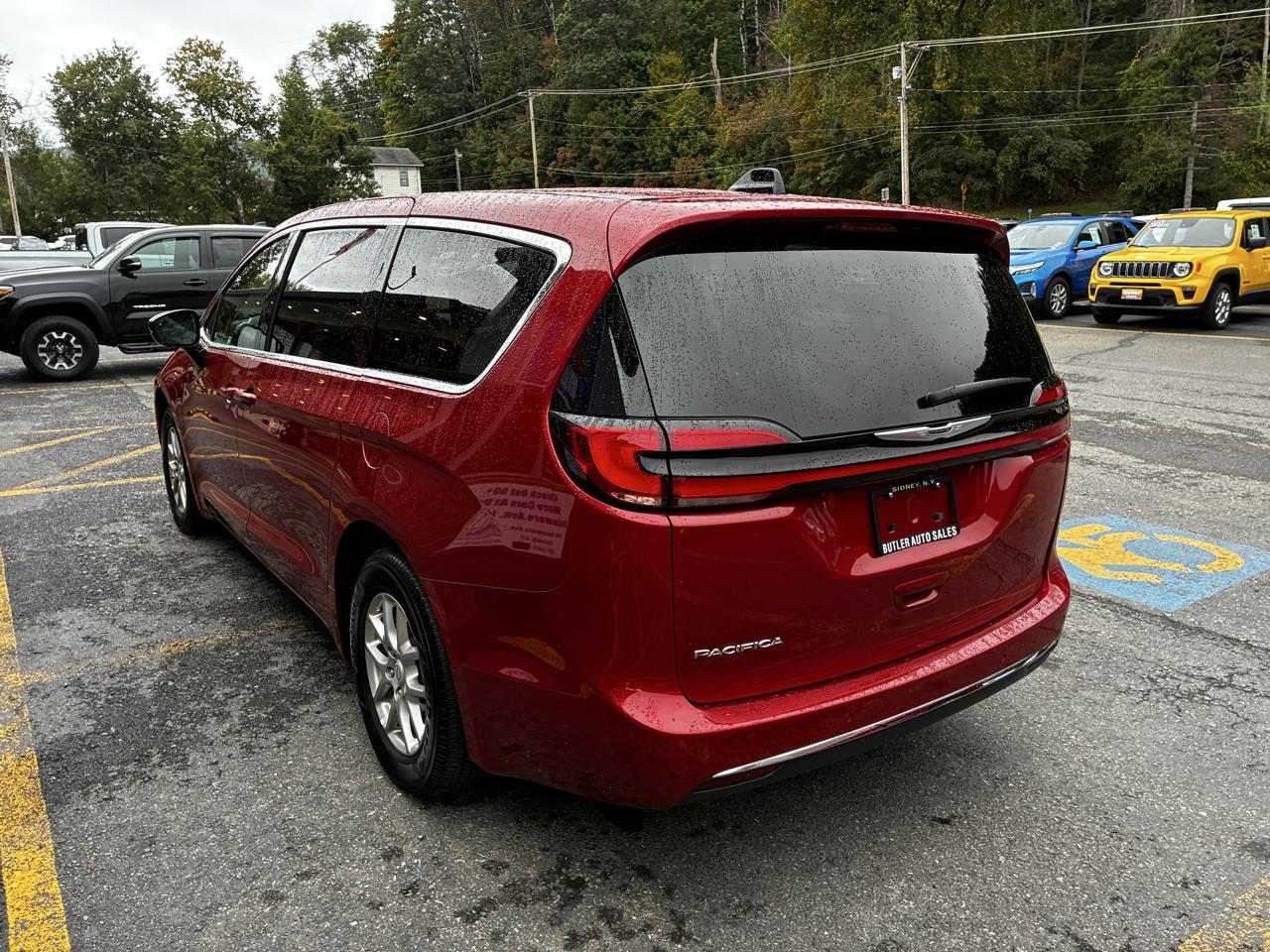 Chrysler Pacifica Select 2026