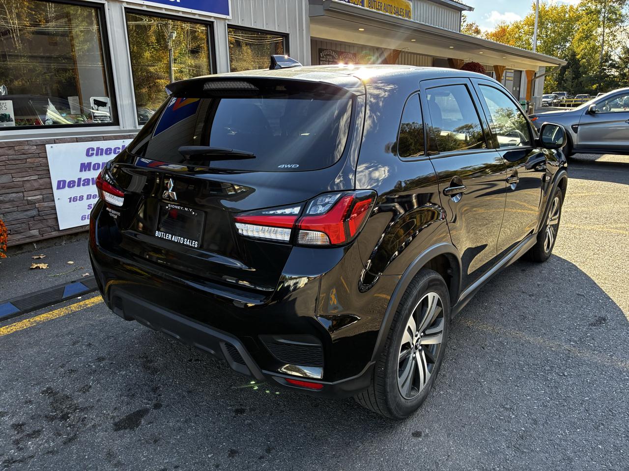 Mitsubishi Outlander Sport 2.0 ES 4WD 2024