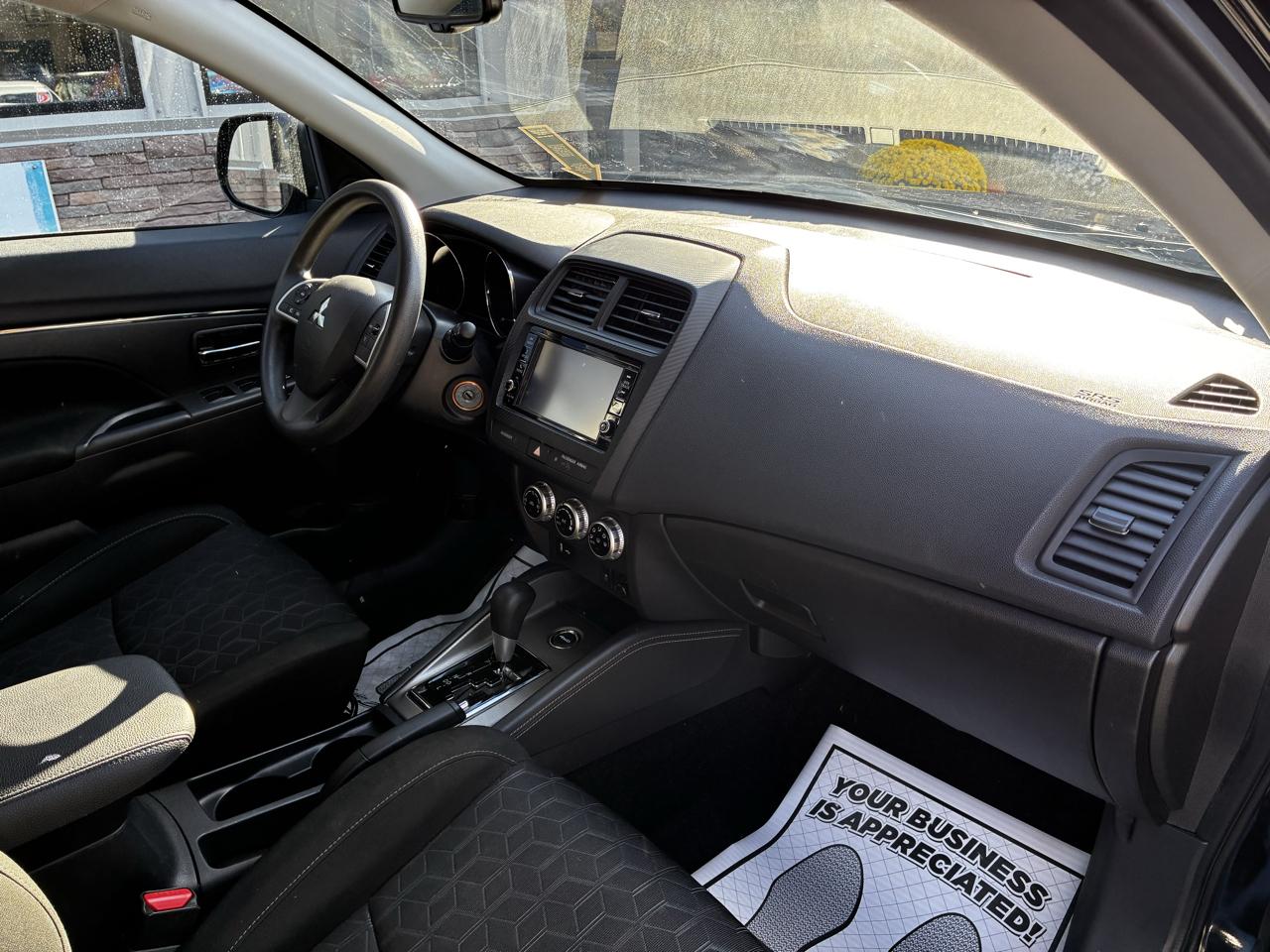 Mitsubishi Outlander Sport 2.0 ES 4WD 2024