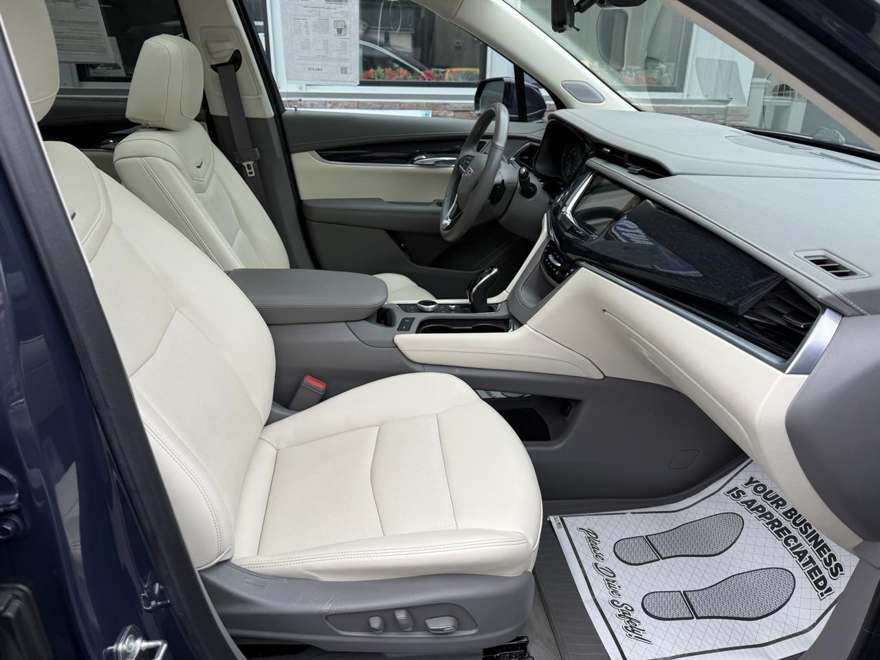 Cadillac XT6 Premium Luxury AWD 2024