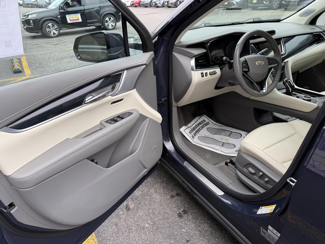 Cadillac XT6 Premium Luxury AWD 2024