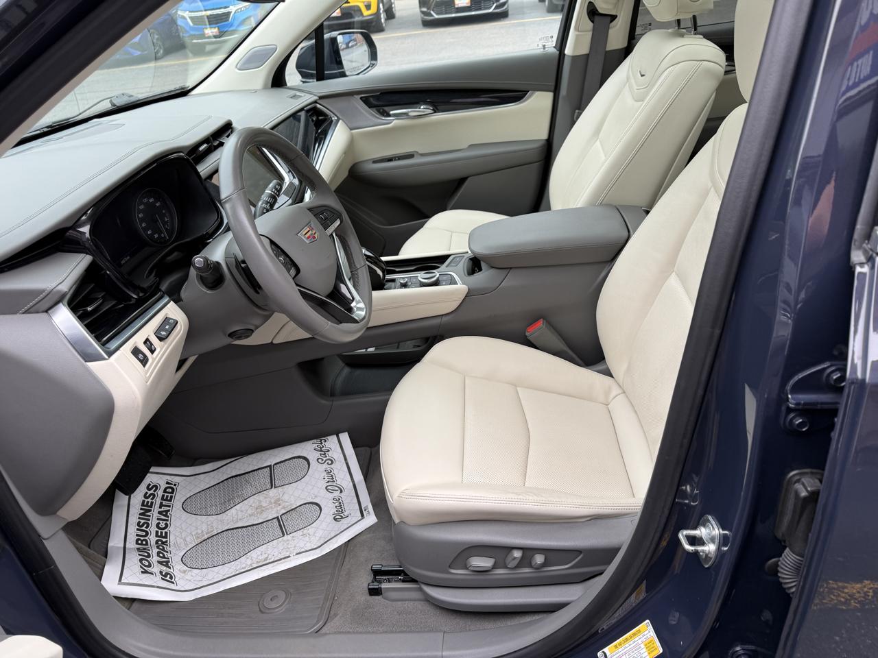 Cadillac XT6 Premium Luxury AWD 2024