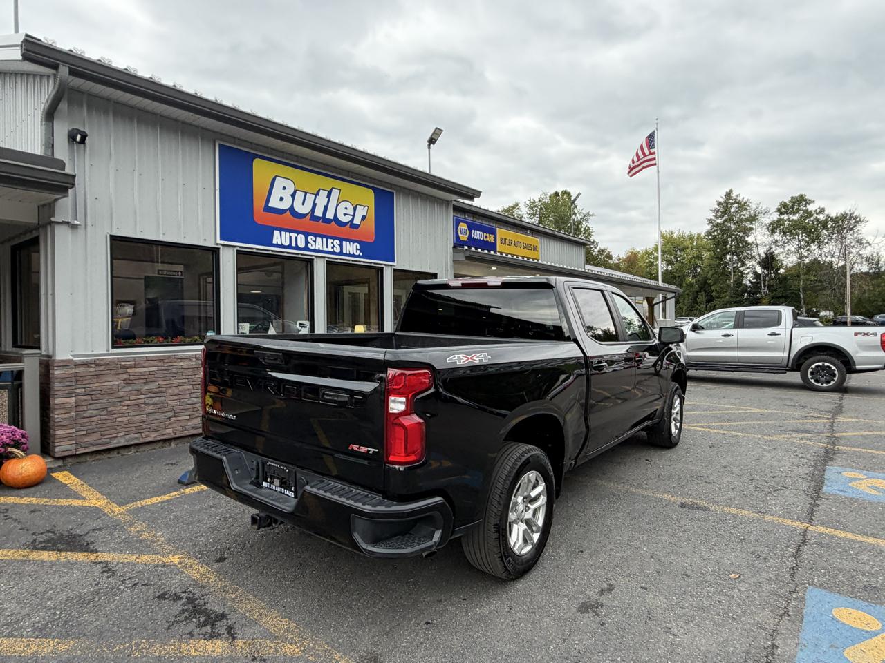 Chevrolet Silverado 1500 RST Crew Cab 4WD 2026