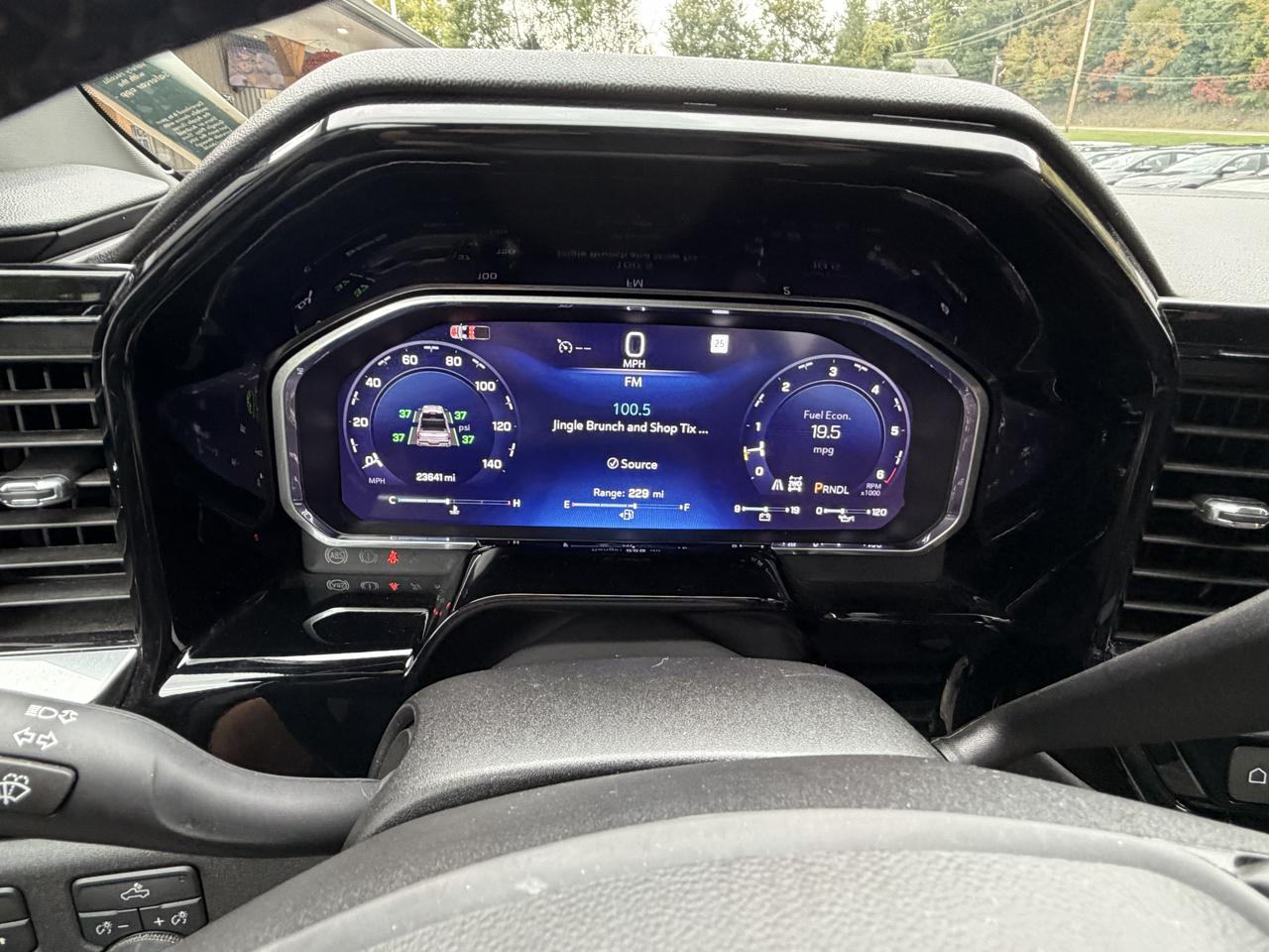 Chevrolet Silverado 1500 RST Crew Cab 4WD 2026