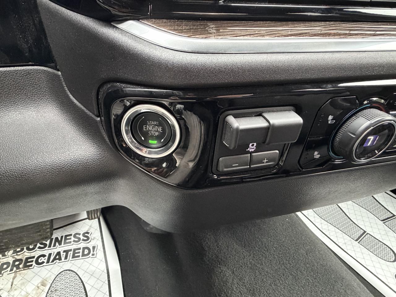 Chevrolet Silverado 1500 RST Crew Cab 4WD 2026