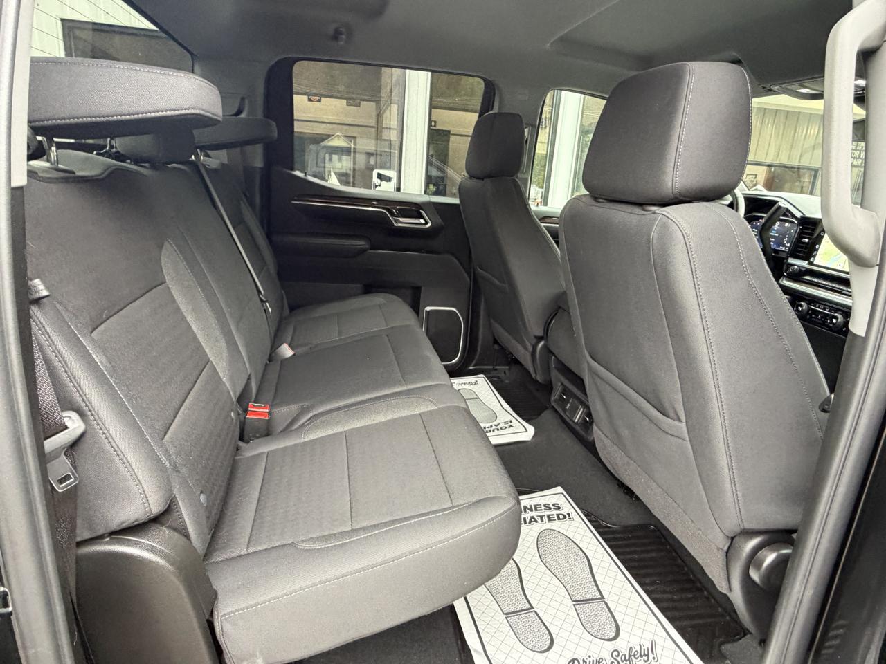Chevrolet Silverado 1500 RST Crew Cab 4WD 2026