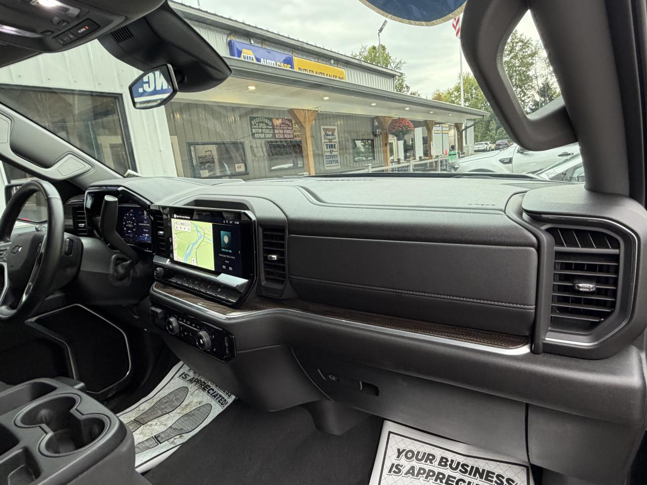 Chevrolet Silverado 1500 RST Crew Cab 4WD 2026